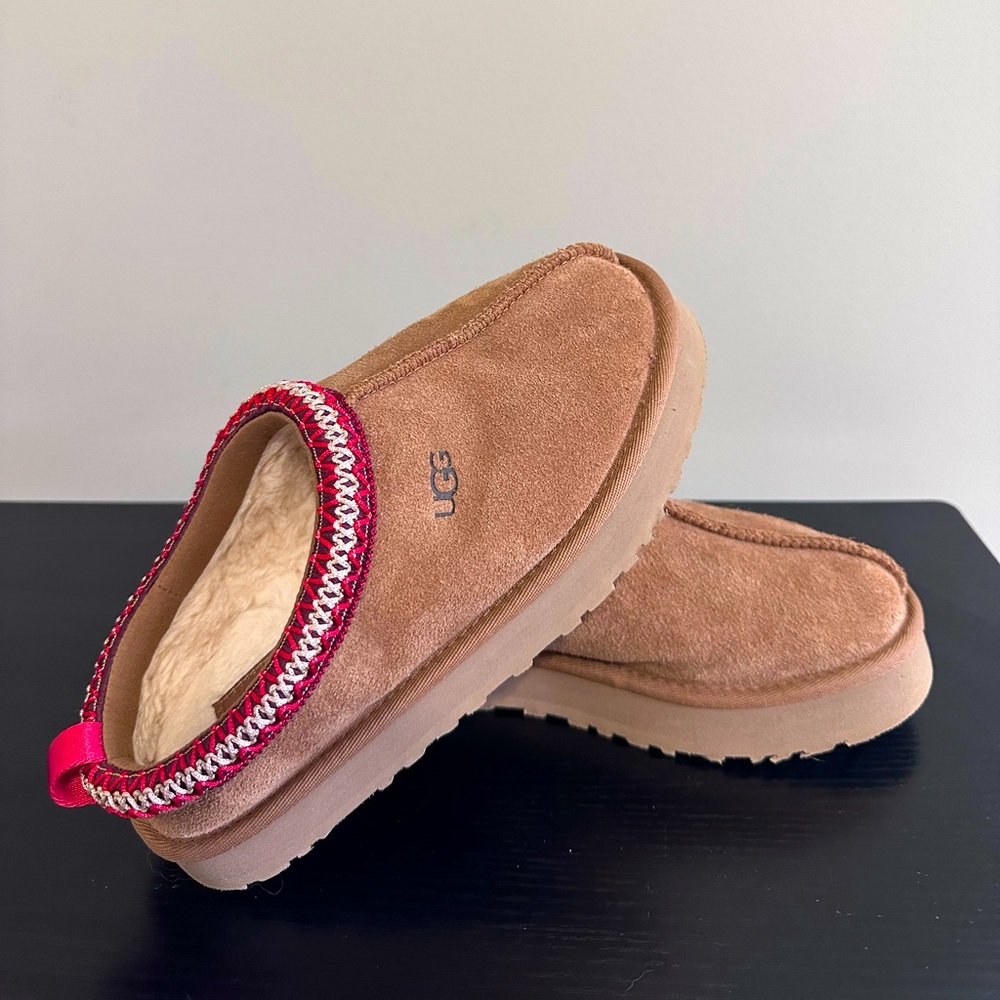 Ugg Tasman II Slippers Chestnut kids size 3